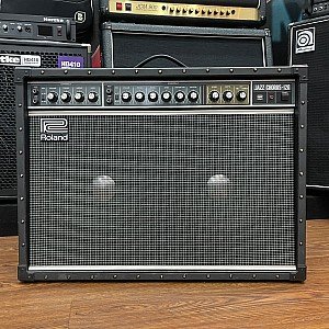 2ND Roland JC120 Jazz Chorus 2 x 12 inch 120 Watt Stereo Combo Amp