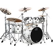 DW Performance WC7 7 Piece Drum Set, White Ice