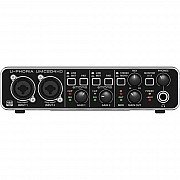 Behringer UMC204HD