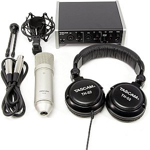 Tascam US-2x2TP-CU USB Audio Interface Bundle