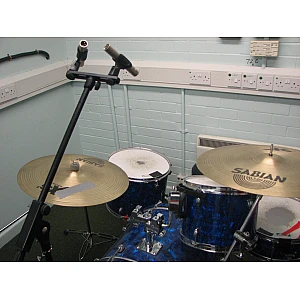 Toko Alat Musik Jual Semua Product Behringer Terlengkap Original dan Termurah