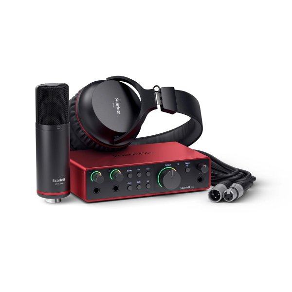 Focusrite Scarlett 2i2 Studio 4th Gen Recording Bundle