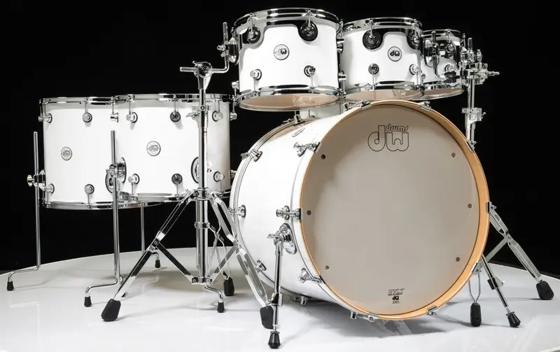 products dw design 7 piece drum set gloss white a165543 products dw design 7 piece drum set gloss white a165543