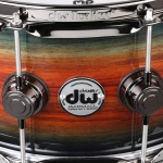 DW Collector's DCEAM6514SNX552 SonicPly 14x6.5 inch Snare Drum, Natural to Quick Royal Blue Burst over Horizontal Padauk - Gambar 4