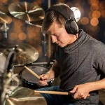 Behringer DH80 Professional Headphone for Drummer